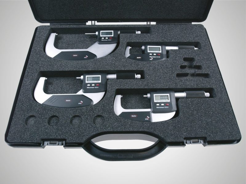 Digital outside micrometer